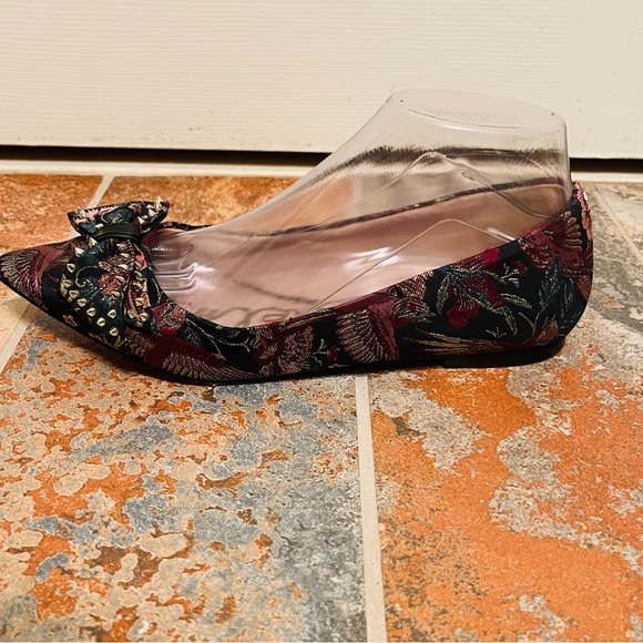 🐦‍🔥RARE!  Sam Edelman Satin Embroidered Decorative Spikes, Birds/Floral Flats. - Picture 4 of 15